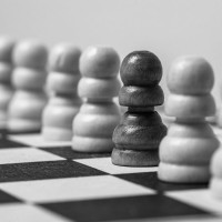 البرامج الإدارية والقيادية وتطوير الذات والابتكار والحوكمة